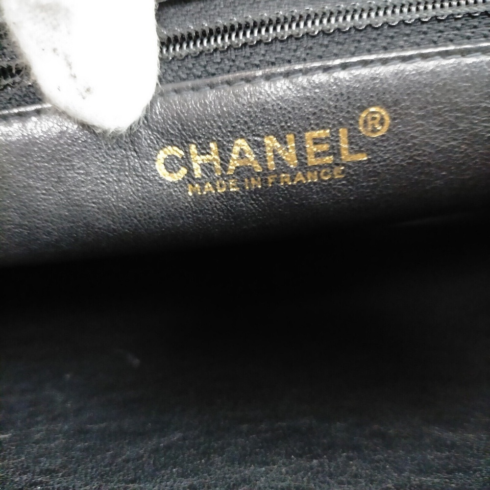 Chanel Shoulder Bag Black Leather - Picture 7 of 9